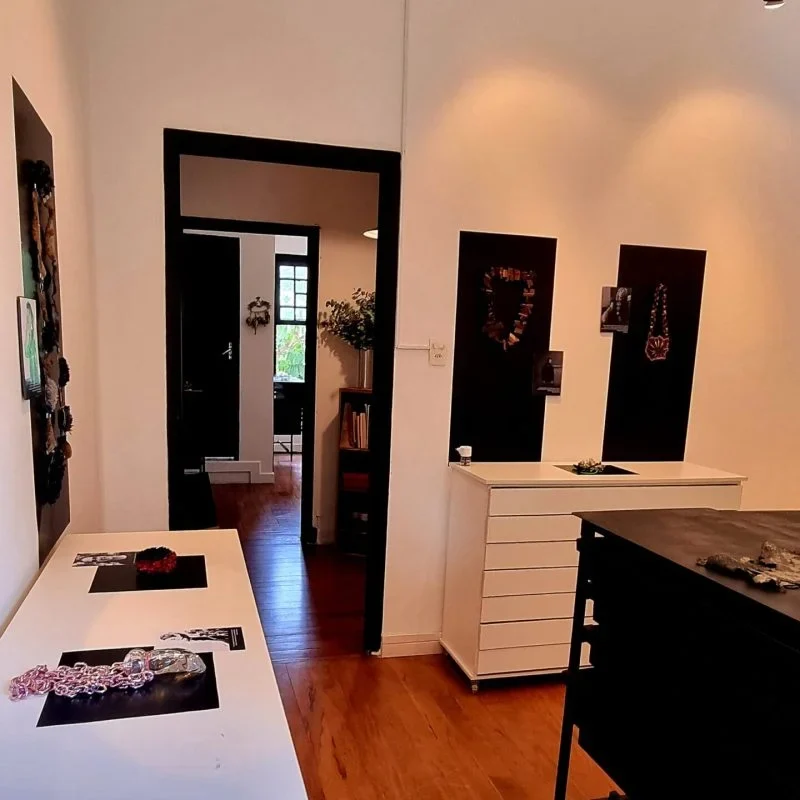 Loja-scaled-r3youk6kj28ktqxcabyo7sho766evi7f61mu3fyb0g